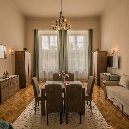 Suzy Apartman Eger Bagian luar foto